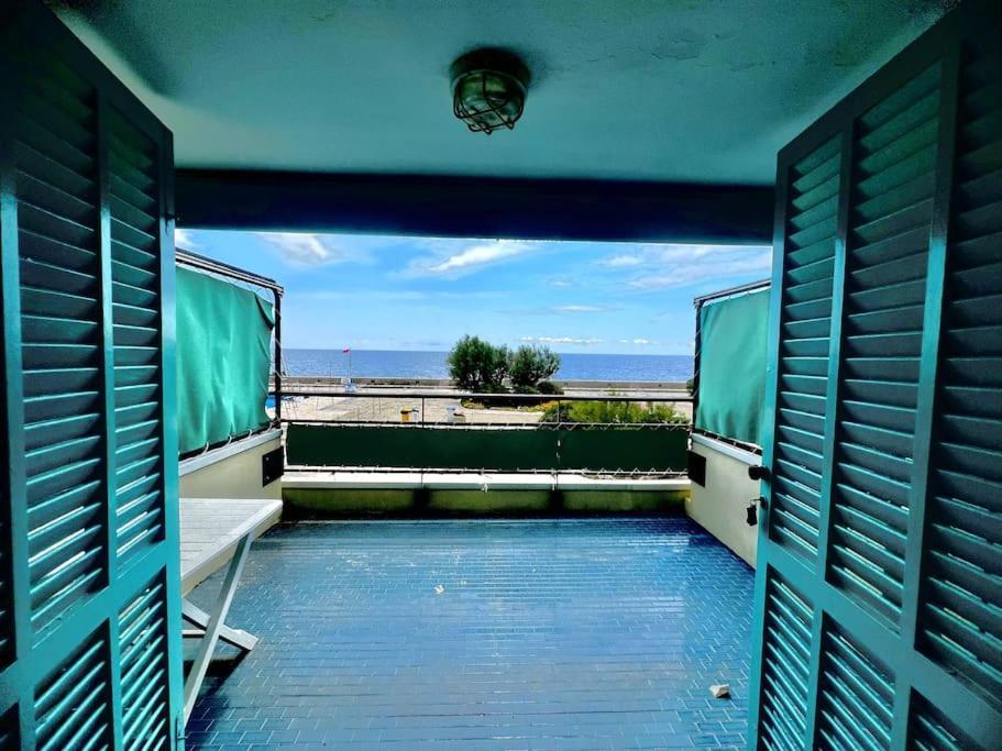 Suite Levante 56 - Fronte Mare Sanremo ออสเปดาเลตตี ภายนอก รูปภาพ